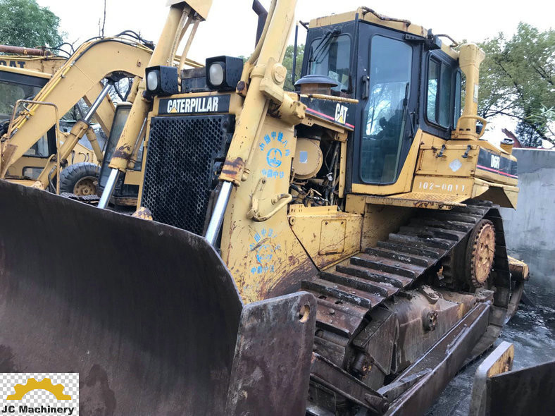 China Excellent Condition Used Cat Bulldozer D6R With Original Cat 3 Shank Ripper 123.1 Kw for sale