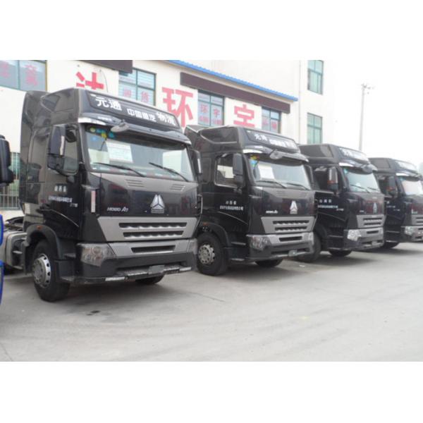 Quality Big Loading Capacity LHD 6X4 HOWO Tractor Head Truck with Air Conditioner for sale