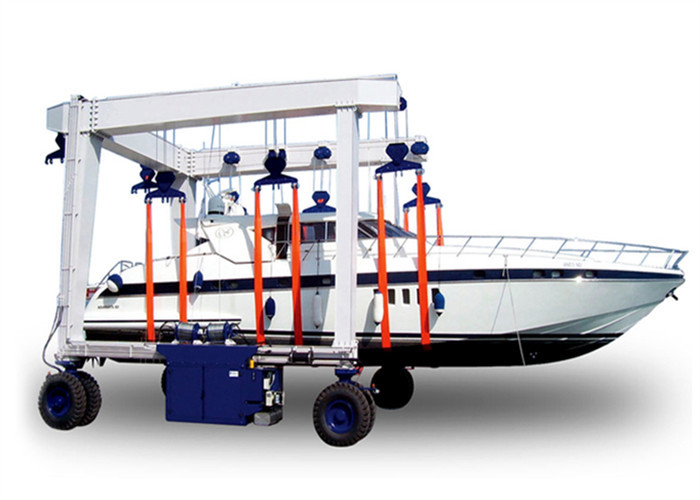 China 20m/Min 35m/Min 50t 100t 200T Boat Hoist Crane For Workshops factory
