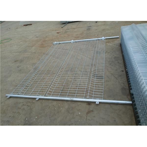 Quality Curved 3d Wire Mesh Panels , Farm Mesh Fencing With Various Shape Posts for sale