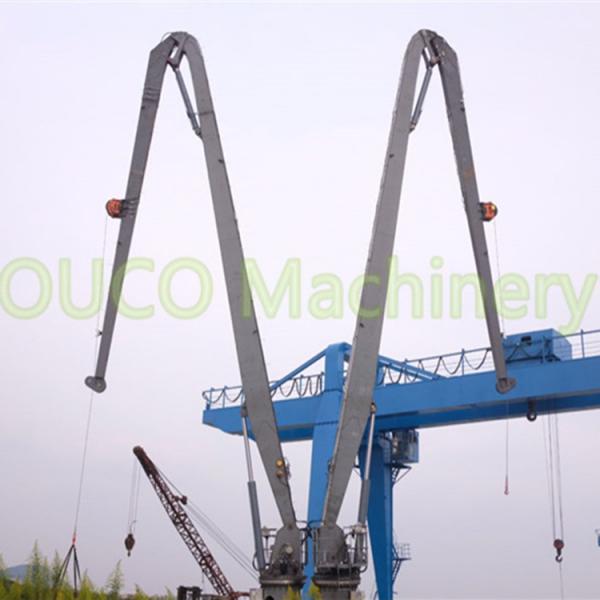 Quality 1T30M Marine Pedestal Crane With Knuckle Boom For Ship Transportation Solution for sale