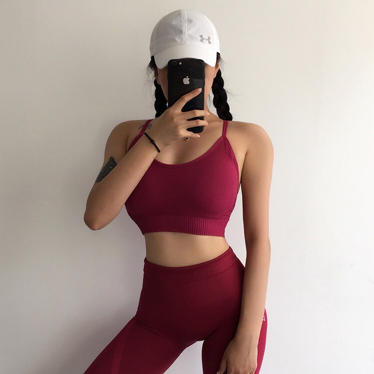 China Breathable Women'S Workout Apparel , Stylish Yoga Clothes Sports Bra And Leggings Set factory