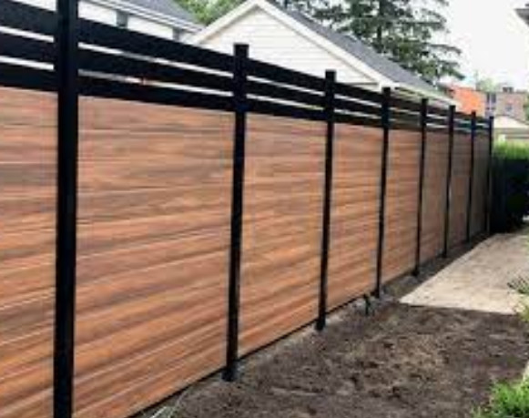 Quality Beautiful Wood Clour 6ft FRP Fencing High Durability Low Maintenance for sale