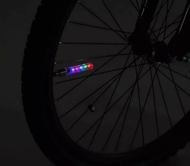 China Flashing LED Bicycle Spoke Light IPX4 Light Sensor factory