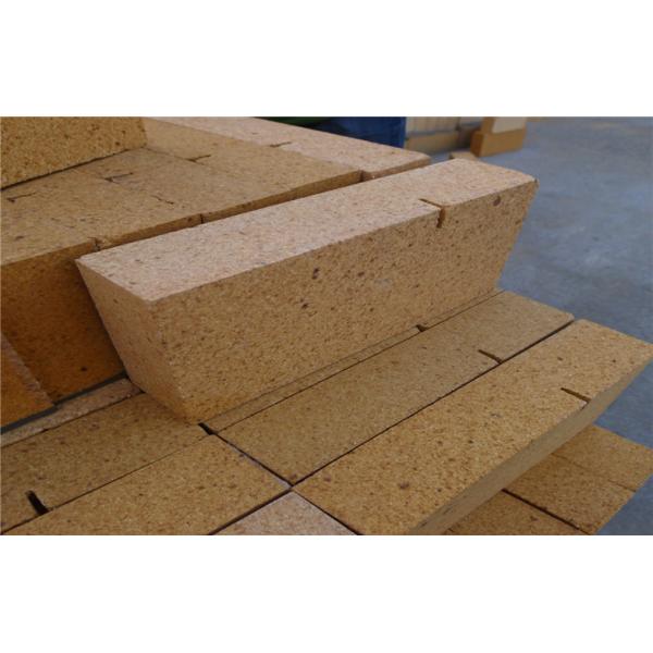 Quality Heat Resistant Chamotte Refractory Fire Bricks , Fireplace Insulated Firebrick for sale
