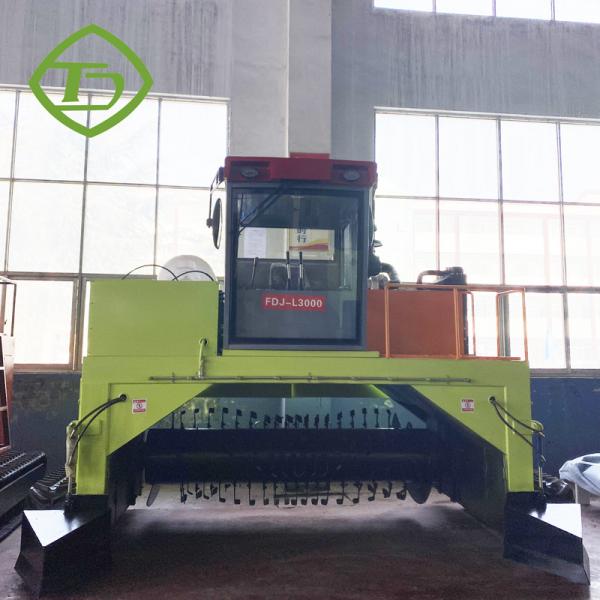 Quality Crawler Compost Windrow Turner Machine For Animal Manure To Fertilizer for sale
