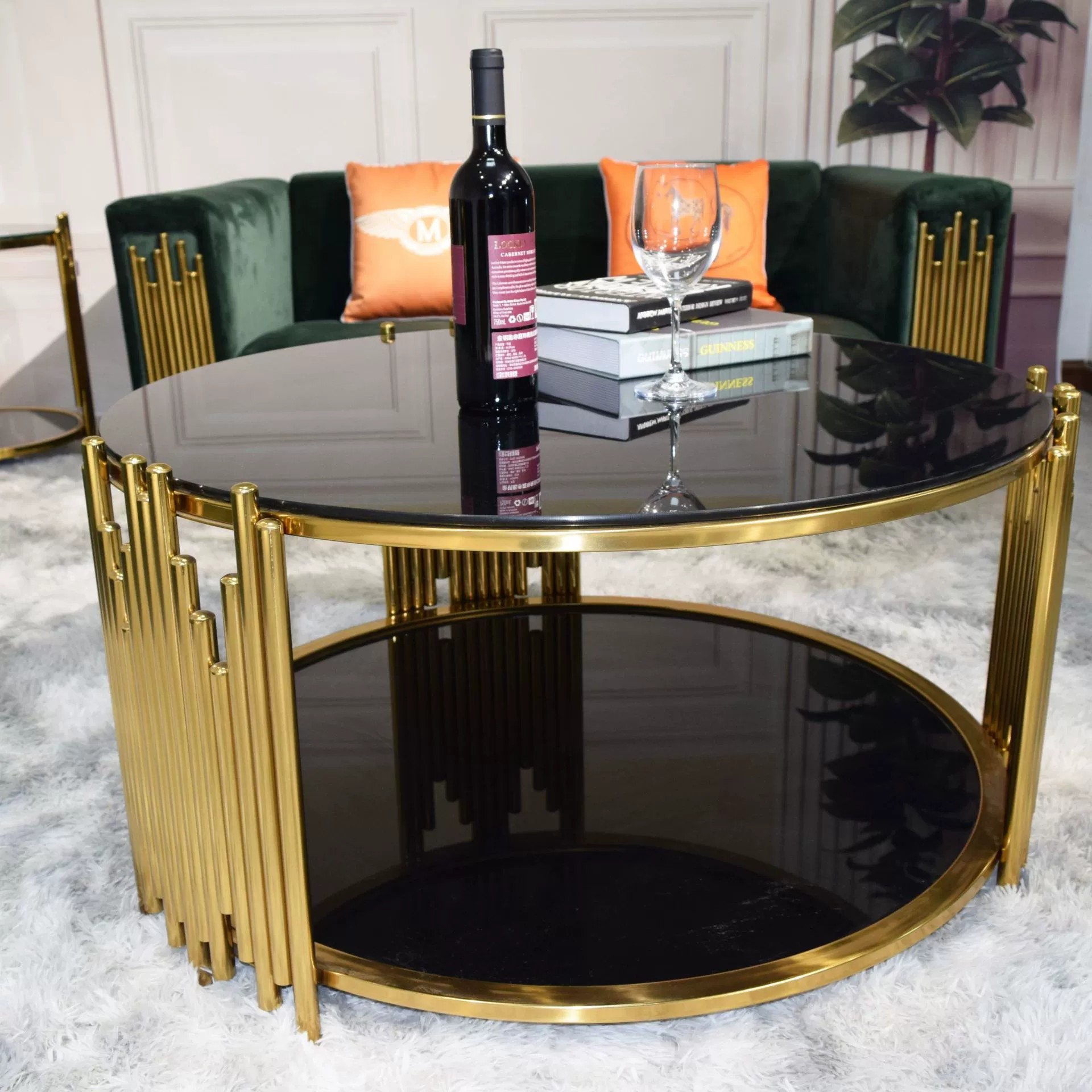 China SEDIA Circular Glass Coffee End Table For Apartment / Bar / Hotel factory