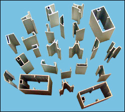 China Powder Coated Aluminium Edge Trim Profiles 3mm Thickness for sale