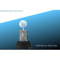 China glass trophy/crystal awards/decoration made of glass/golf ball on tall cube award factory