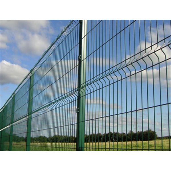 Quality 50mm Hole Green Color Pvc Coated Wire Mesh Fence Hold Grip Simple for sale