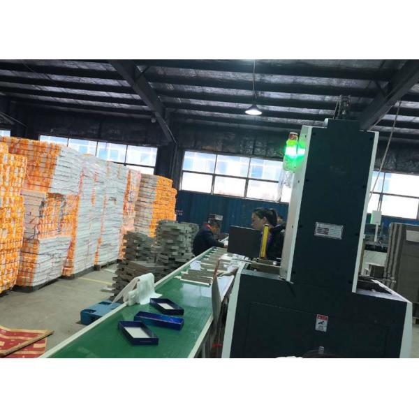 Quality Commercial Gift Cigarate Rigid Box Wrapping Machine L1200XW1020XH3100mm for sale