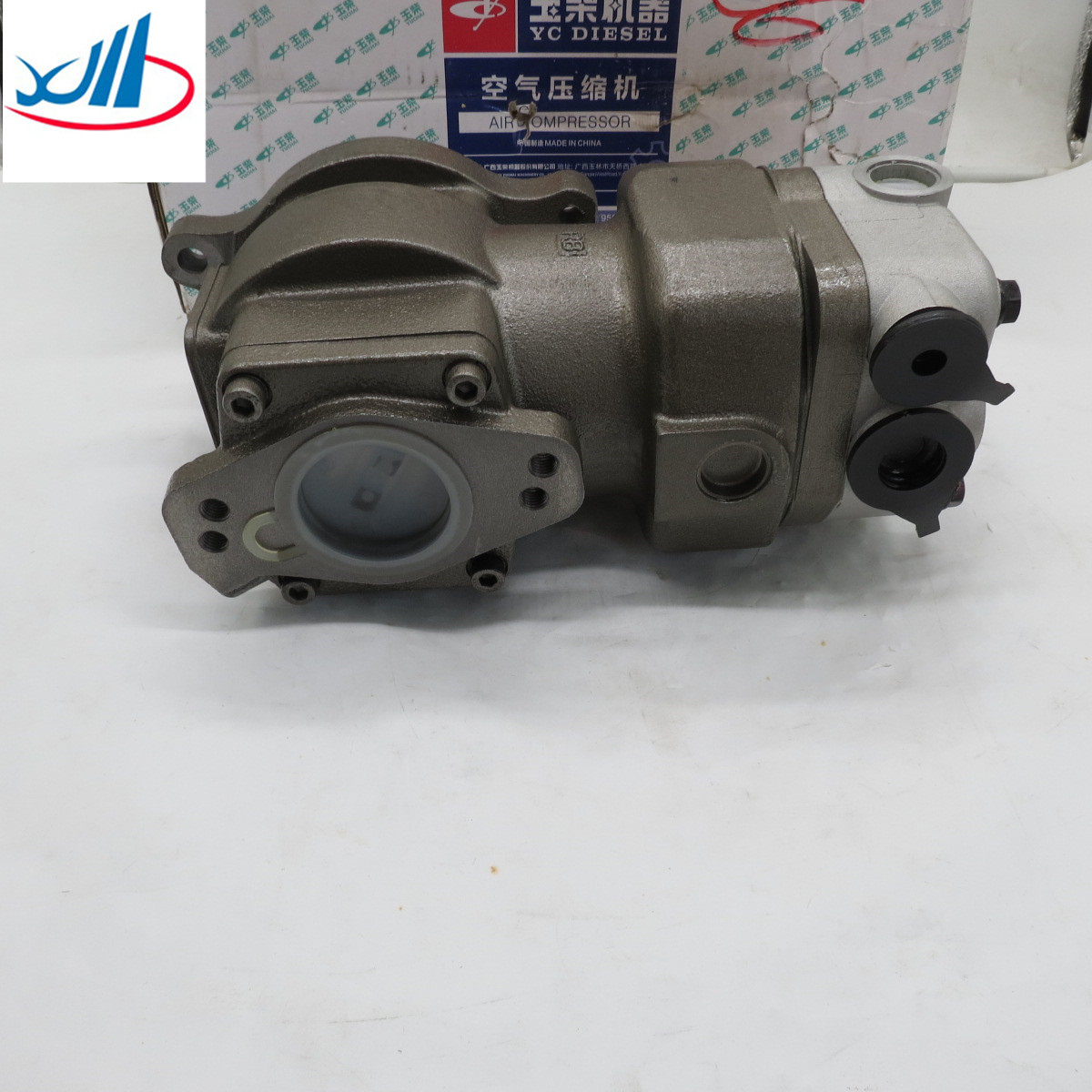 China Iron Yutong Bus Parts Air Compressor MS700-3509100A factory