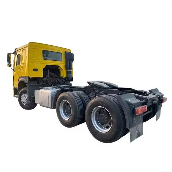 Quality Manual Transmission Used Tractor Trucks for Euro II Euro V Emission 6x4 Or 8x4 Drive Type for sale