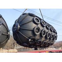 China Yokohama STS STD Pneumatic Rubber Fender Marine Ball With Chain And Tires Net factory