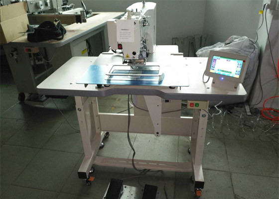 China Softwear Shirt Sewing Machine , DP x 17 # 18 Automation Cloth Sewing Machine factory