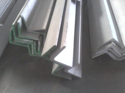 Quality 6m Grade 304 Stainless Steel Angle Bar Polished Peeled Grinding for sale