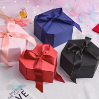 China Custom Packaging Box Luxury Wedding  Gift Box  Heart Shape Cardboard Gift Box With Ribbon factory