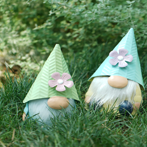 Quality Small Gnome Metal Garden Ornaments Creative White Bearded Gnome Decor for sale