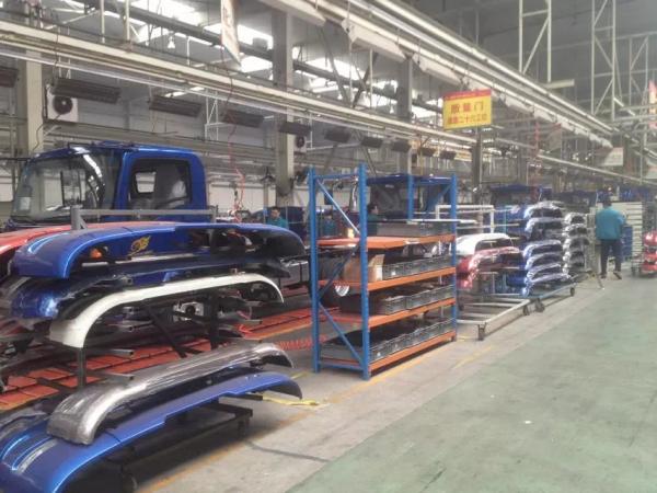 China Jinan Heavy Truck Import & Export Co., Ltd. manufacturer