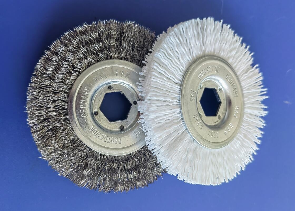 China Narrow brushing face 3 Inch Diameter Crimped Stainless Steel Wire Wheel Brush factory