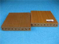 China UV Resistant Plastic Outside Wpc Decking Flooring With Smooth Brushed Surface factory