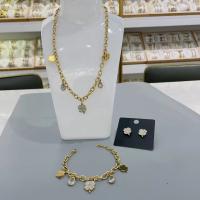China 3Pcs Jewelry Set Heart Pendant Necklace Crystal Stud Earrings Shiny Heart Bracelet Cubic Zirconia Love for sale