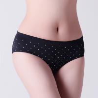 China Lady black brief, lace design, soft weave. XLS036 woman seamless underwear factory