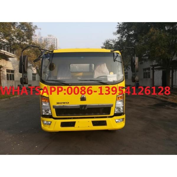 Quality HOWO Light Asphalt Sprayer Truck 4x2 6 Wheeler With Yunnei Engine 115hp for sale