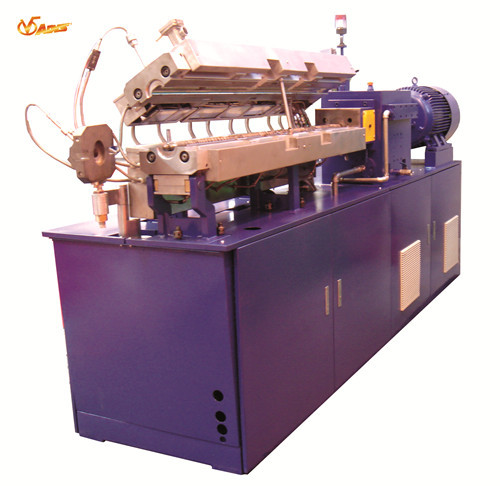 Quality 12 - 350mm Twin Screw Plastic Extruder , Alloy Steel Liner Recycled Plastic Extruder for sale