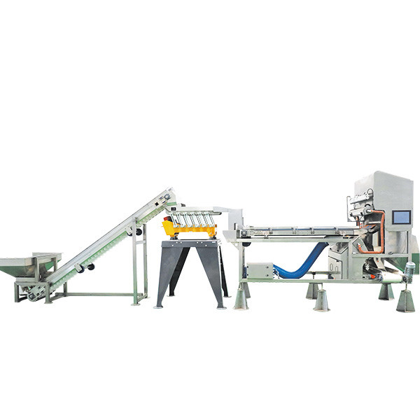 Quality Auto Walnut Shelling Machine With Kernel Shell Separation for sale