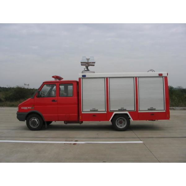 Quality 130hp 4x2 Emergency Rescue Fire Truck , Small Fire Tender With Fire Fighting Equipments for sale