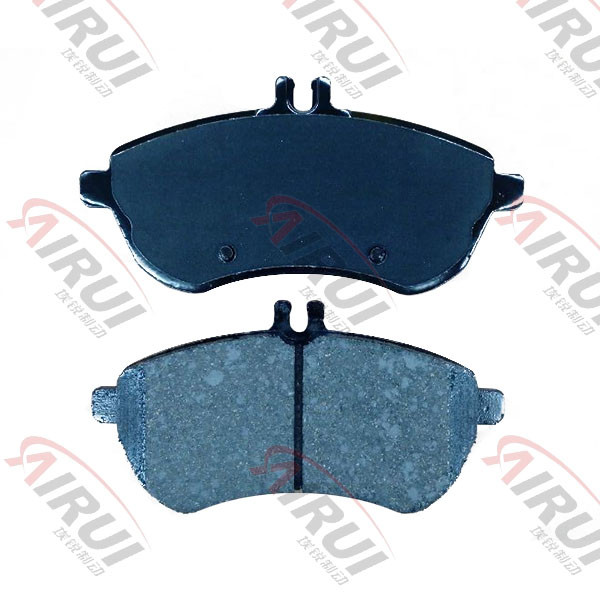 Quality Low Noise Low Dust Passenger Car Metal Brake Pads With Friction Coefficient 0.35 - 0.45 for sale