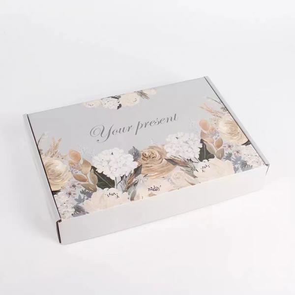 Quality CMYK E Flute Luxury Clothing Packaging Boxes With Flowers Design for sale