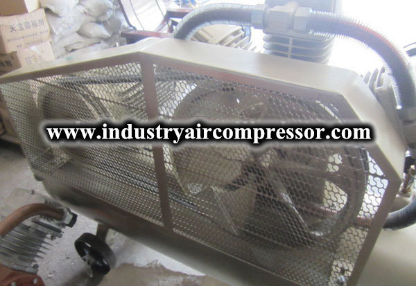 Quality Precision Low Noise Industrial Piston Air Compressors 20HP 84CFM 8 Bar 0.5L for sale