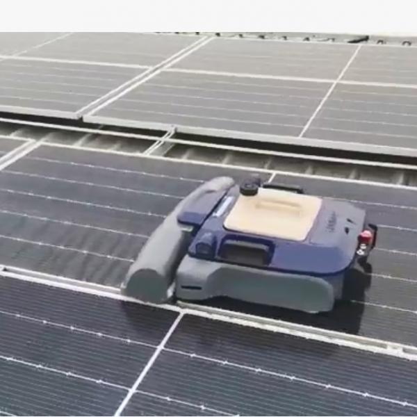 Quality Revolutionary Solar Panel Washing Robot For Fast And Effective Cleaning for sale