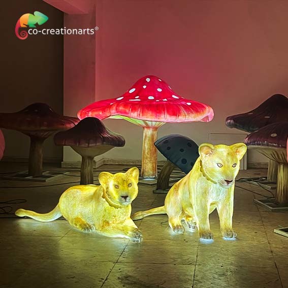 Quality Light Up Life Size Fiberglass Animals Fiberglass Lion Statue Landscape Decorations for sale