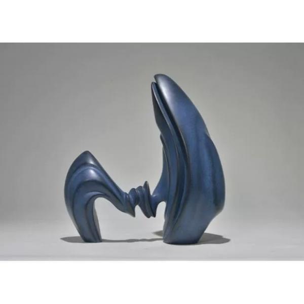 Quality Third Blue Resin Art Sculpture Interior Contemporary Abstract Sculpture Decoration for sale