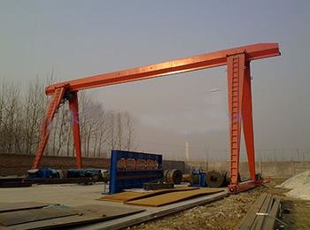 Quality Port Cargo Yard Single Beam 20 Ton Gantry Crane With Overload Protection for sale
