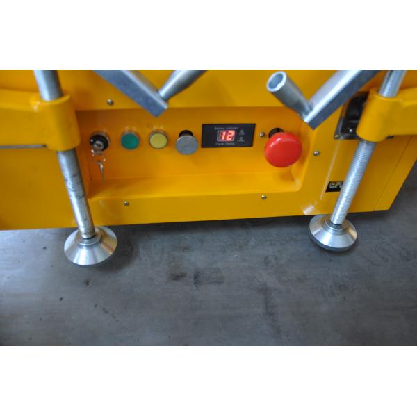 Quality Long Using Period Mini Mobile Scissor Lift With 200Kg Loading And Yellow Color for sale