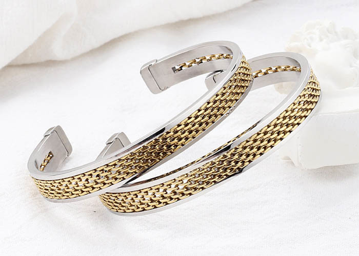 China C-shaped fashion titanium steel chain bracelet 18k gold women's jewelry wholesale stainless steel jewelry accessories factory