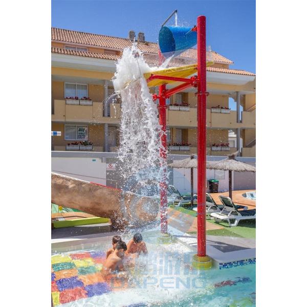 Quality Fiberglass Water Splash Pad 5m Height Water Park Bucket Dump Cluster For Spray Zone for sale