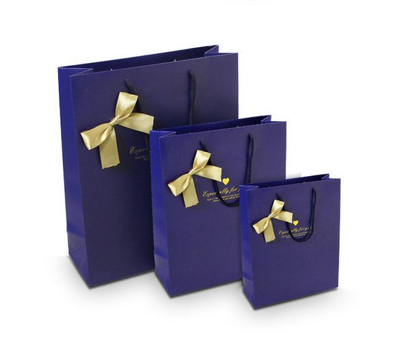 Quality Luxury Shopping Paper Bag for Cloth for sale