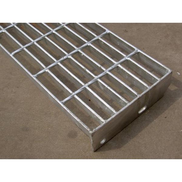 Quality T4 T5 Galvanized Steel Stair Treads With Checkered Plate For Industry Floor for sale