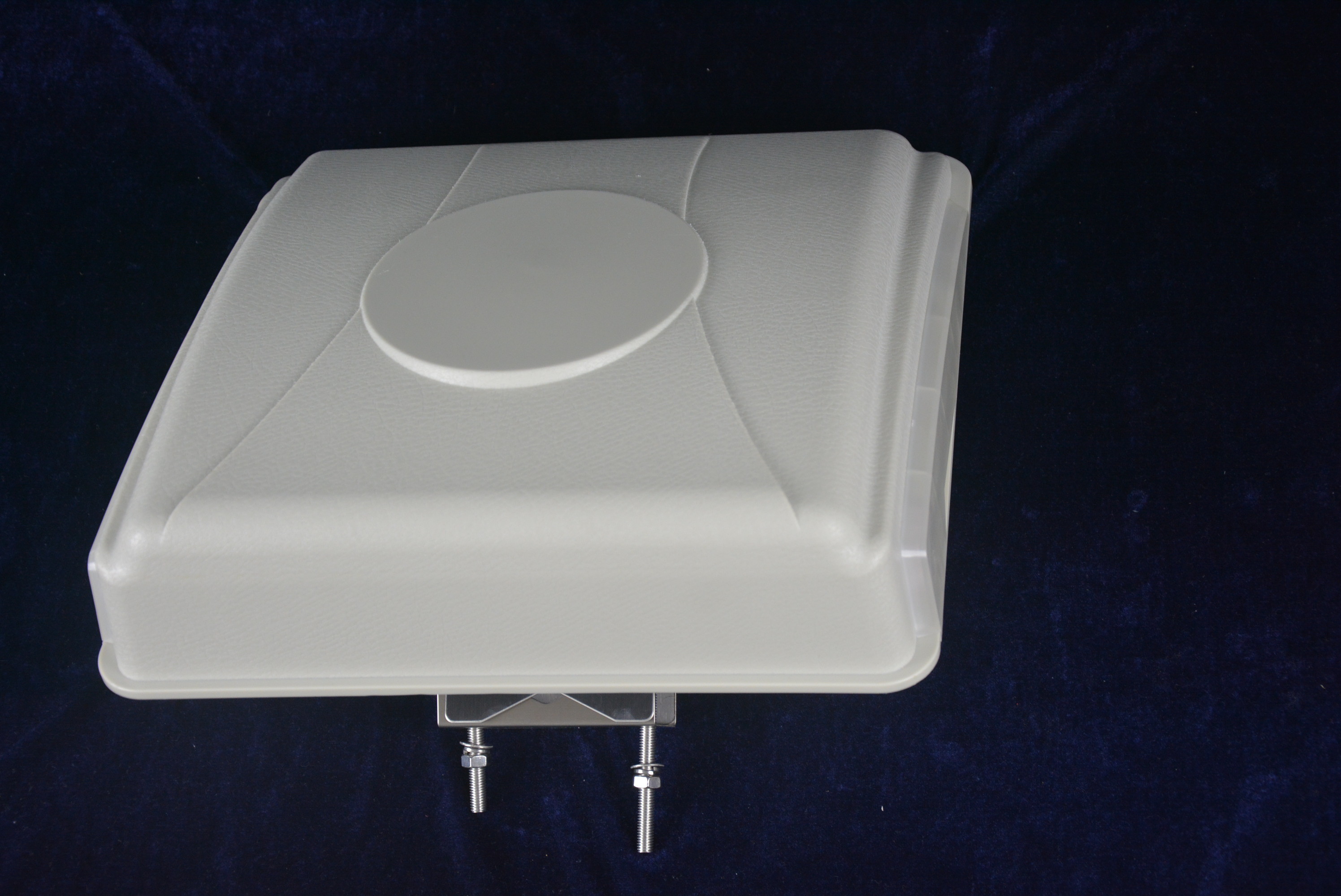 China Transponder Passive UHF RFID Reader RS232 / RS485 Interfaces For Parking System factory
