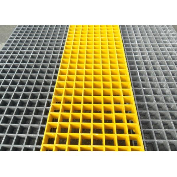 Quality Roof Terrace Fibreglass Mesh Flooring , 50 X 50 X 50mm Molded FRP Grating for sale