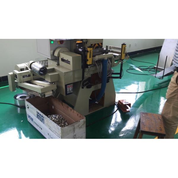 Quality 25mm Diameter Coil Feeding Machine For Medicine And Wine Cap Making for sale