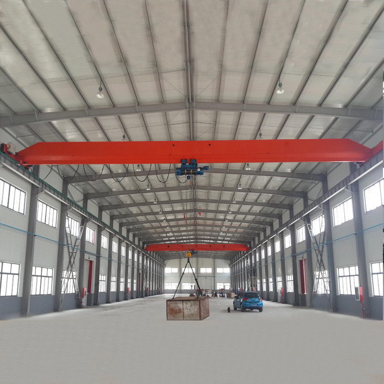 China Work Shop Single Girder Overhead Travelling Crane With Good Warranty factory