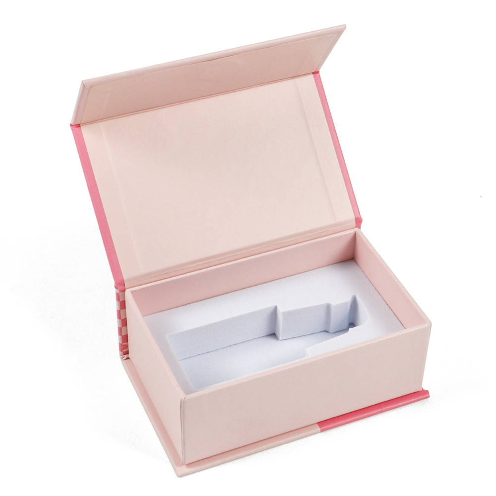 China Black Cardboard Packaging Boxes For Women Perfume Fragrances with Foam Insert factory
