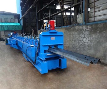 China Galvanized W Beam Highway Guardrail Beam Roll Forming Machine Hydraulic Decoiler factory