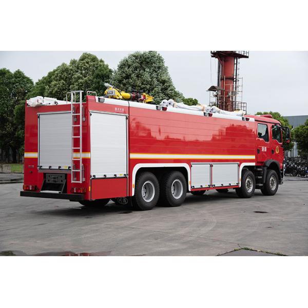 Quality 21T Industrial Fire Truck with Sinotruk HOWO Chassis and Double Row Cabin for sale